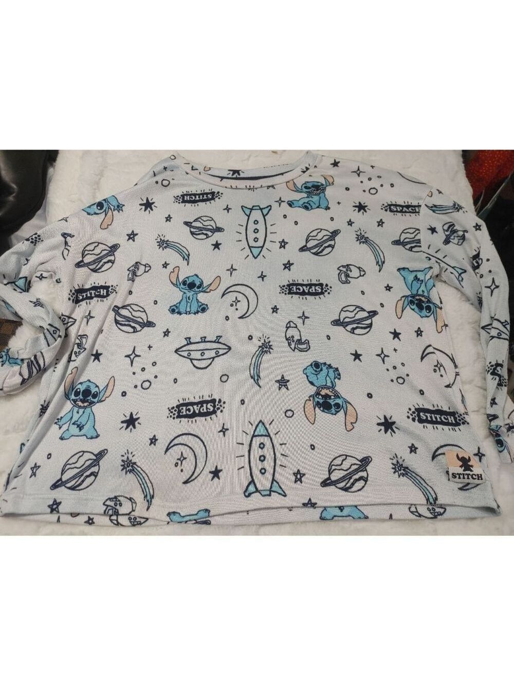 Women's Disney Lilo & Stitch Pajama Set XL White Gray - Picture 8 of 13